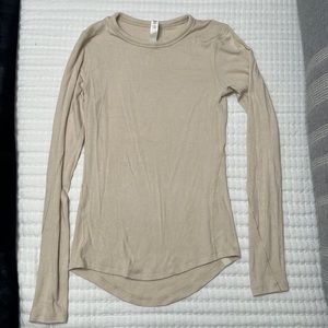 Lululemon hold tight long sleeve shirt